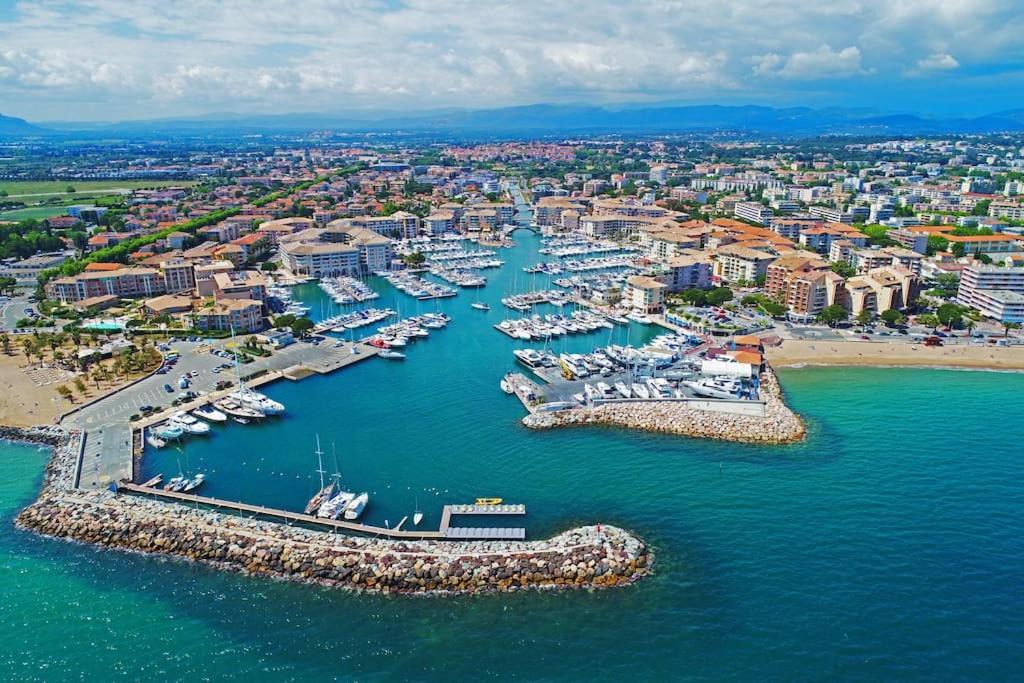 Port-Frejus, Le Paladien, Appartement 2 Pieces Climatise, Terrasse & Parking Dış mekan fotoğraf