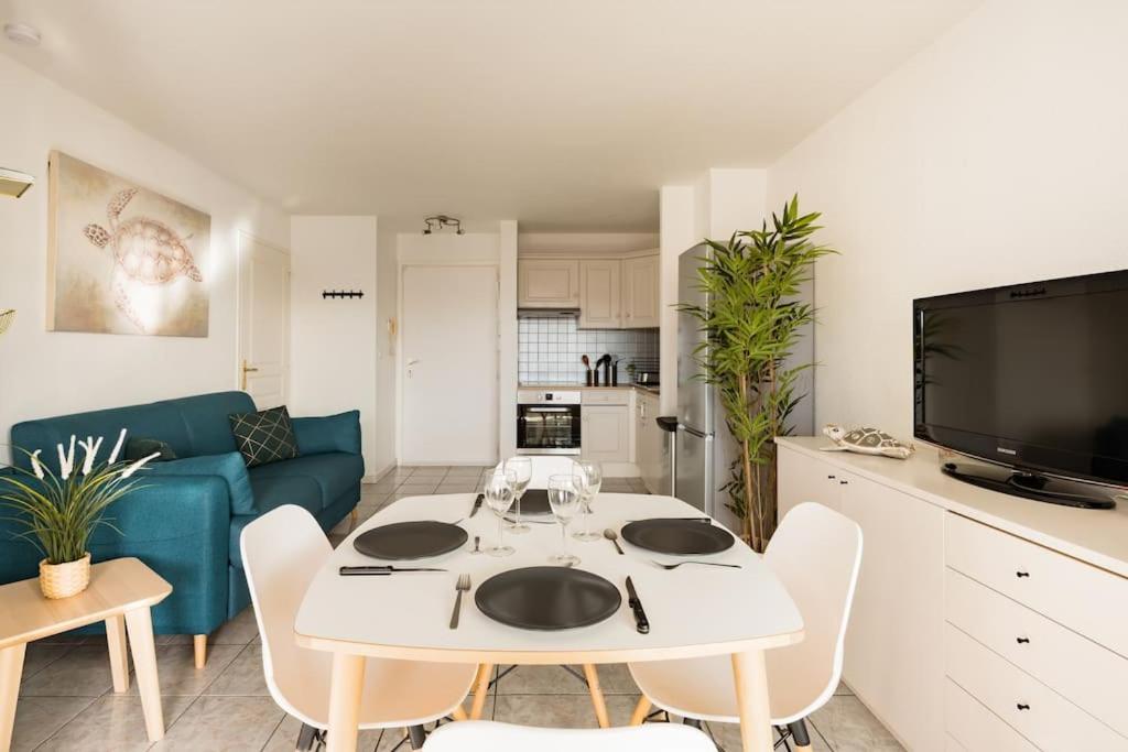 Port-Frejus, Le Paladien, Appartement 2 Pieces Climatise, Terrasse & Parking Dış mekan fotoğraf